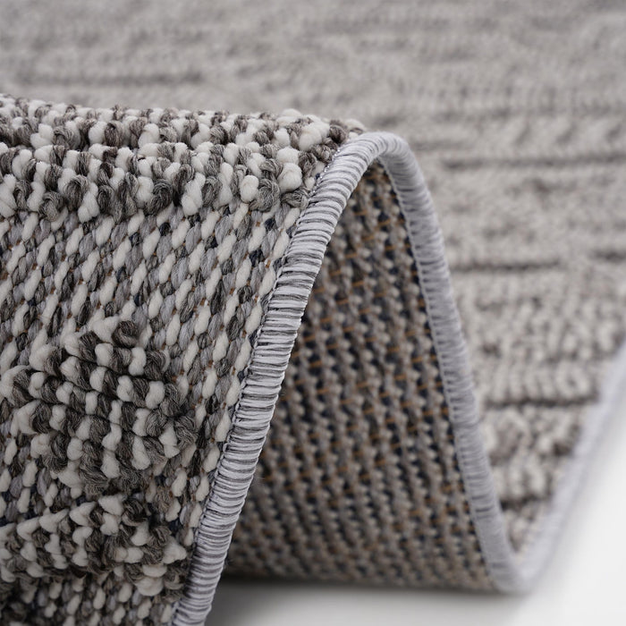 Guros - Traditional Indoor / Outdoor Rug