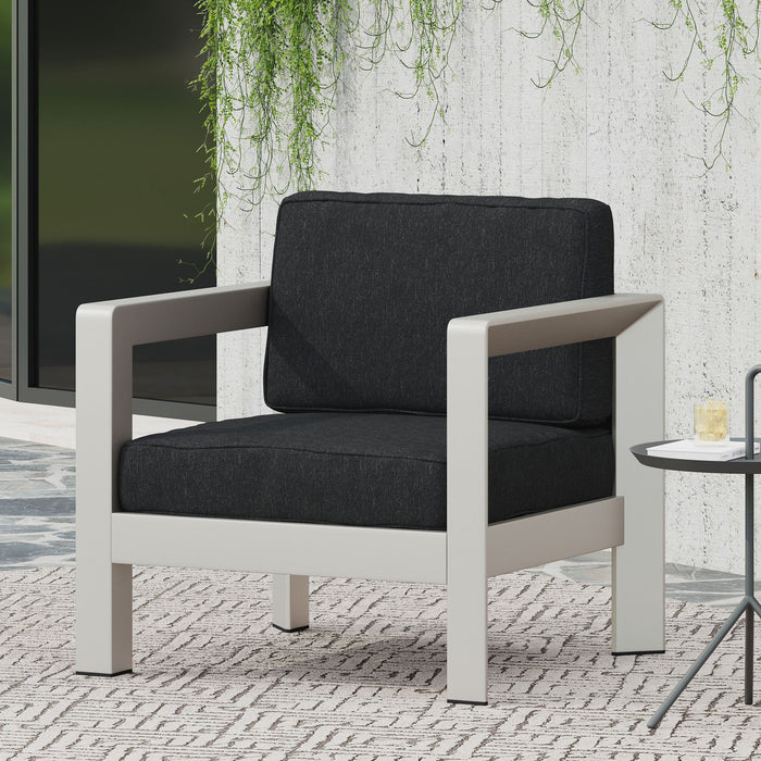 Aviara - Luxurious Outdoor Club Chair