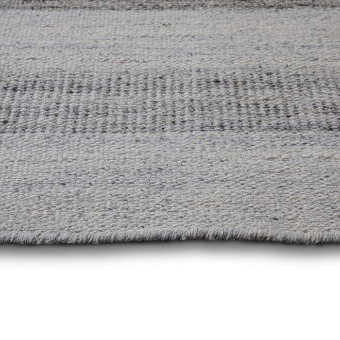 Hodges - 6' X 9' Area Rug - Ivory / Gray