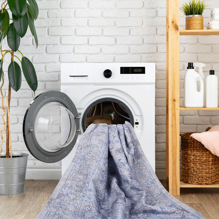 Maval - 4' X 6' Area Rug Washable - Blue / Cream